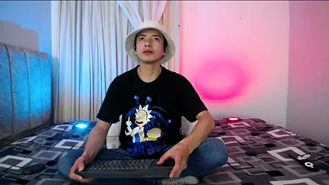 Yellowpokemon23 online show from 04-03-26, 03:46