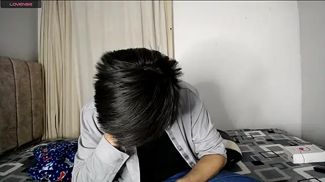 Yellowpokemon23 online show from 11-14-25, 03:21