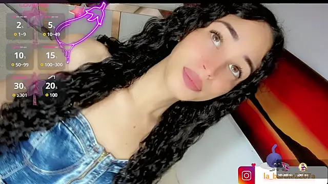 Snapshot of barbiedolls_x chatting on 03-02-25, 05:01 barbiedolls x online show from 03-02-25, 05:01