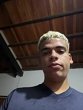 Leo bunny hot online show from 10-24-25, 07:24