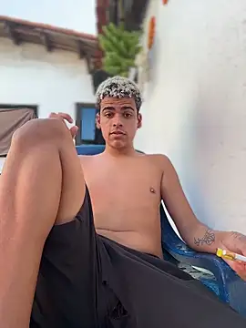 Leo bunny hot online show from 02-01-26, 08:18