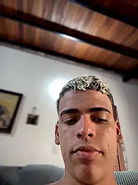 Leo bunny hot online show from 02-11-26, 08:41