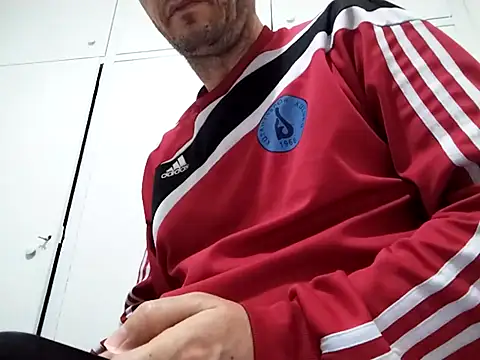Snapshot of kopgelhadi chatting on 02-16-25, 08:44 kopgelhadi online show from 02-16-25, 08:44