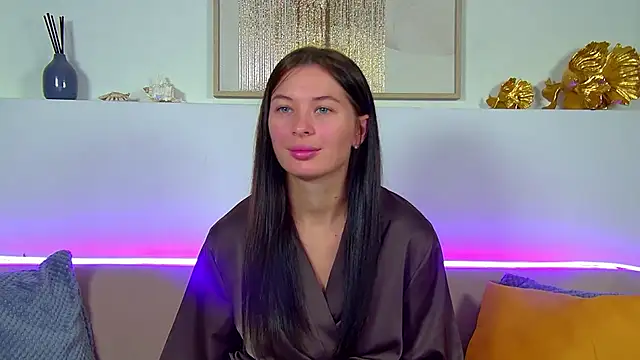 AlexandraBloom online show from 09-17-25, 06:54