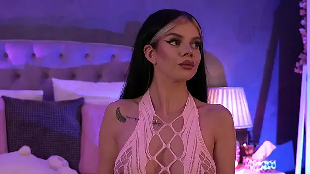 IvyRaven online show from 11-17-25, 06:23