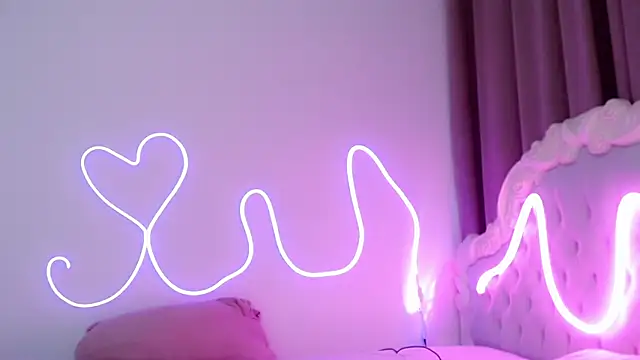 amina moonlightt online show from 09-22-25, 02:06