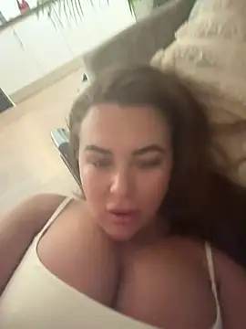 Mia MilesXXX online show from 03-04-25, 10:49