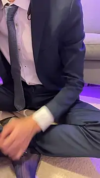 kimkim123123 online show from 03-02-26, 02:24