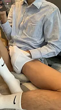 kimkim123123 online show from 12-20-25, 05:43