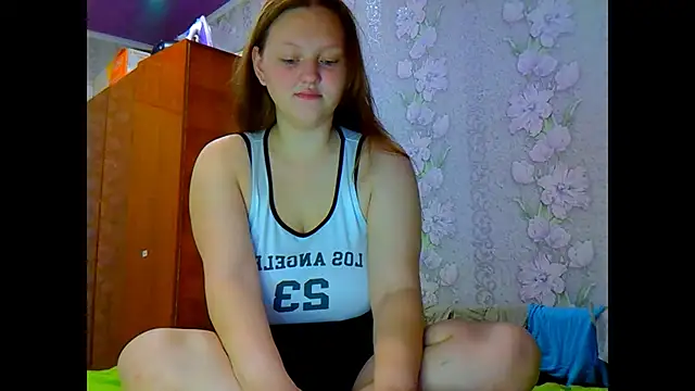 Aria  Dark online show from 11-16-25, 02:27