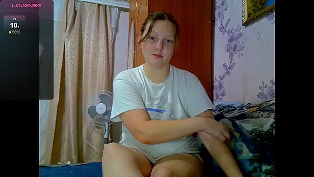 Snapshot of Aria__Dark chatting on 09-09-25, 09:35 Aria  Dark online show from 09-09-25, 09:35