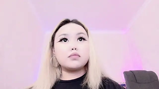 Snapshot of amelia_sunlight chatting on 02-05-25, 08:25 amelia sunlight online show from 02-05-25, 08:25