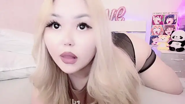 Snapshot of amelia_sunlight chatting on 02-20-25, 12:30 amelia sunlight online show from 02-20-25, 12:30