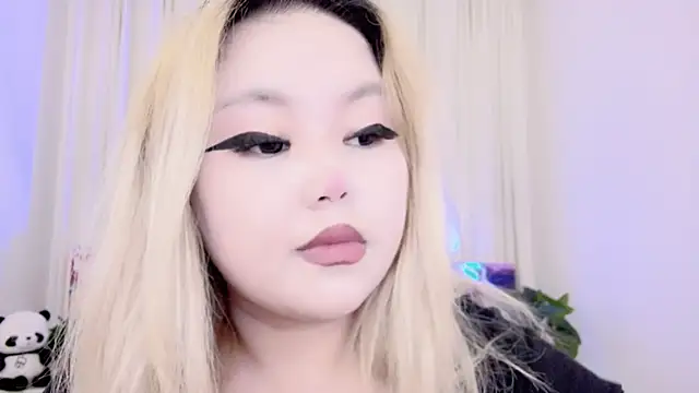 Snapshot of amelia_sunlight chatting on 03-11-25, 12:44 amelia sunlight online show from 03-11-25, 12:44