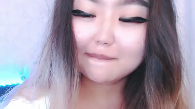 Snapshot of amelia_sunlight chatting on 07-11-26, 06:30 amelia sunlight online show from 07-11-26, 06:30