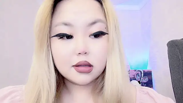 Snapshot of amelia_sunlight chatting on 03-05-25, 12:49 amelia sunlight online show from 03-05-25, 12:49