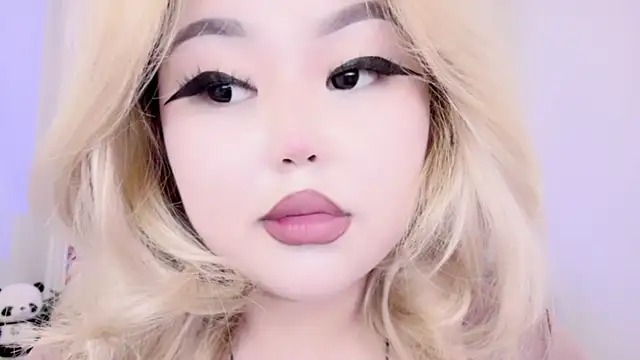 Snapshot of amelia_sunlight chatting on 03-17-25, 01:14 amelia sunlight online show from 03-17-25, 01:14