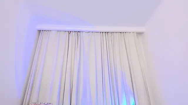 Snapshot of amelia_sunlight chatting on 03-07-25, 01:09 amelia sunlight online show from 03-07-25, 01:09