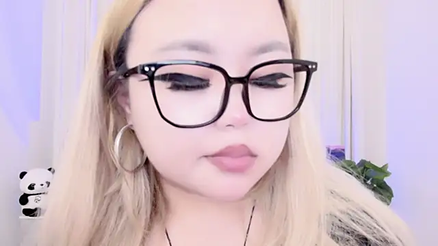 Snapshot of amelia_sunlight chatting on 03-13-25, 02:27 amelia sunlight online show from 03-13-25, 02:27