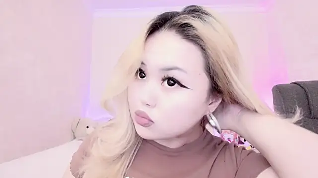 Snapshot of amelia_sunlight chatting on 02-10-25, 12:30 amelia sunlight online show from 02-10-25, 12:30