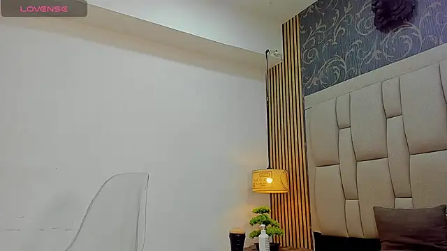 Snapshot of chimi88 chatting on 03-08-25, 04:28 chimi88 online show from 03-08-25, 04:28