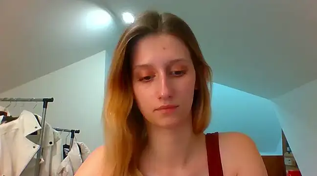 Snapshot of LUNA_delight chatting on 12-06-24, 05:49 LUNA delight online show from 12-06-24, 05:49