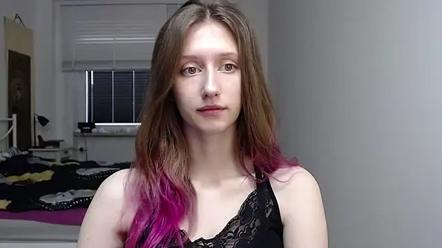 LUNA delight online show from 11-12-25, 06:39