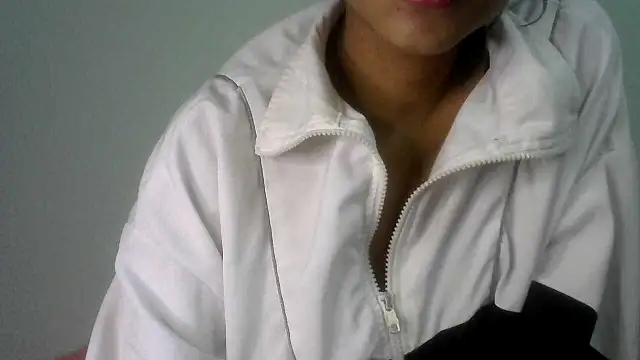 Snapshot of nanhi_munni chatting on 05-25-26, 12:04 nanhi munni online show from 05-25-26, 12:04