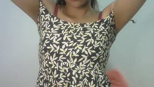 Snapshot of nanhi_munni chatting on 06-15-26, 12:05 nanhi munni online show from 06-15-26, 12:05