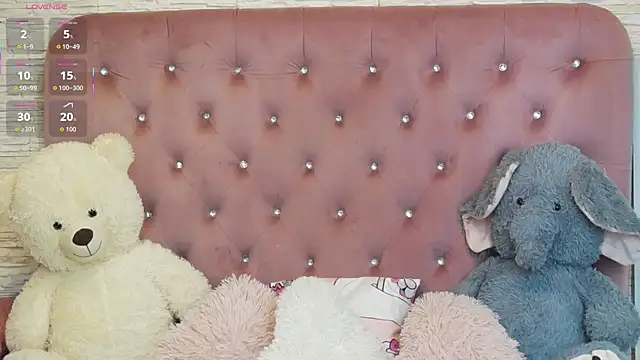 SophiaStarr online show from 02-26-26, 08:42