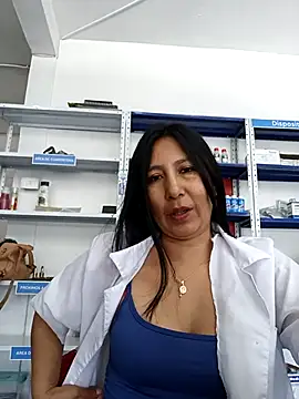 Snapshot of Megan_jennerr chatting on 10-16-25, 03:09 Megan jennerr online show from 10-16-25, 03:09