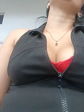 Megan jennerr online show from 05-29-26, 05:41