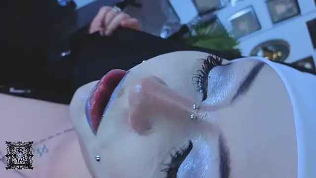 Snapshot of Pleasure_You_ chatting on 05-15-26, 08:23 Pleasure You online show from 05-15-26, 08:23