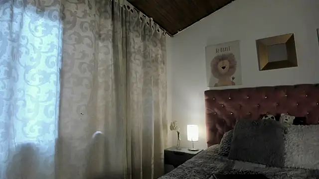 Snapshot of CelessteRedds chatting on 03-03-26, 11:39 CelessteRedds online show from 03-03-26, 11:39