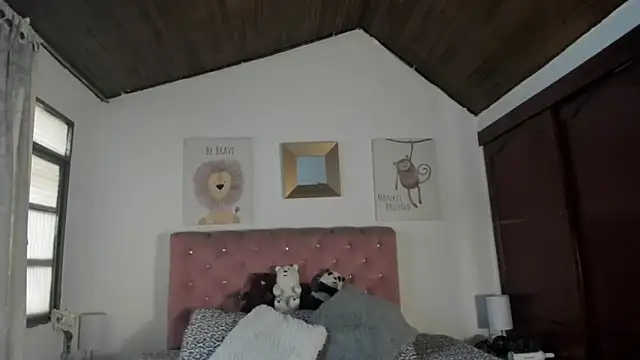 CelessteRedds online show from 12-20-25, 11:46