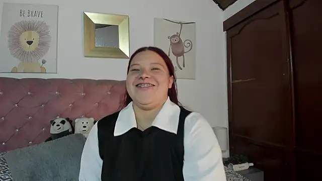 Snapshot of CelessteRedds chatting on 02-04-26, 12:00 CelessteRedds online show from 02-04-26, 12:00