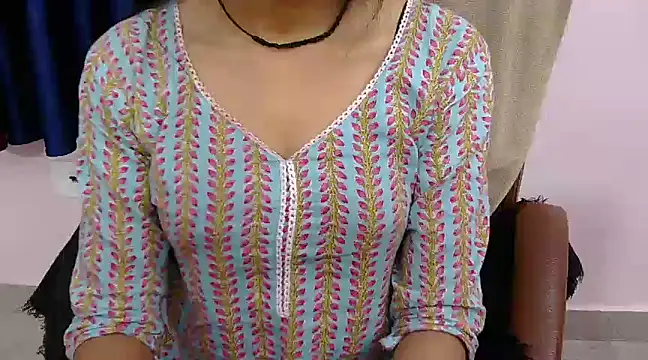 PRIYANKA KUMARI 01 online show from 01-30-25, 12:07