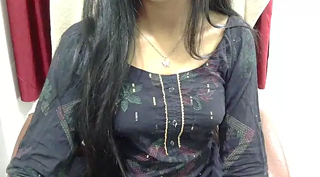 PRIYANKA KUMARI 01 online show from 01-14-25, 07:53