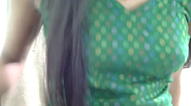 PRIYANKA KUMARI 01 online show from 01-20-25, 01:18