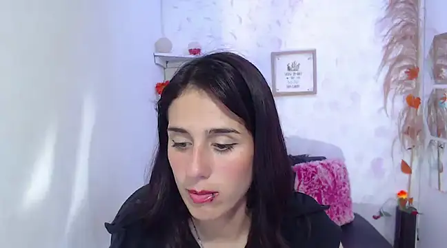 Melothompson online show from 02-12-25, 04:55