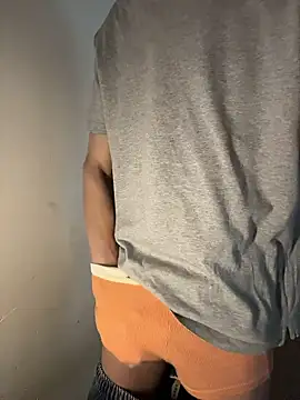 Snapshot of ADilil chatting on 01-09-26, 03:46 ADilil online show from 01-09-26, 03:46