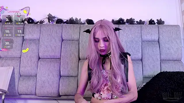 Alice noir online show from 10-23-25, 10:52