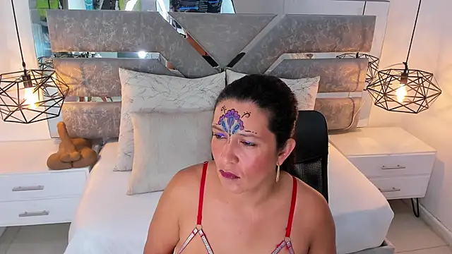 Slut Milf  online show from 07-09-26, 04:28
