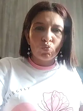 Snapshot of Slut_Milf_ chatting on 02-10-26, 07:57 Slut Milf online show from 02-10-26, 07:57