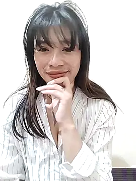 Cool  girl online show from 01-28-25, 04:52