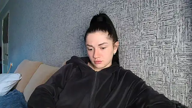 Liana diva online show from 04-25-26, 09:01