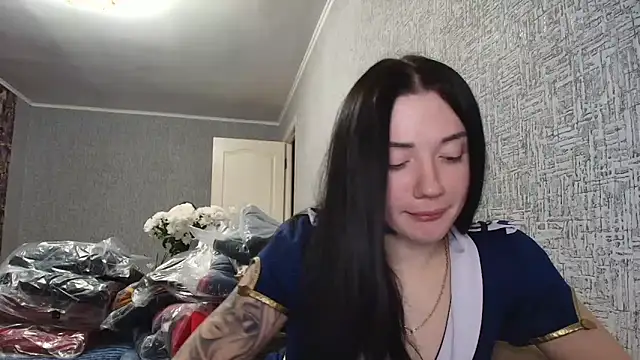 Liana diva online show from 02-15-26, 04:50