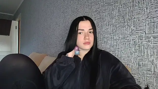 Liana diva online show from 04-22-26, 01:51