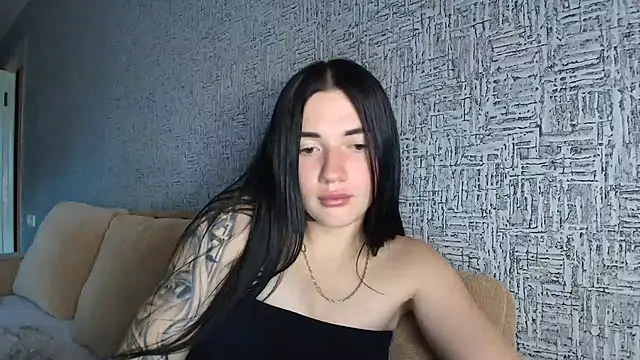 Snapshot of Liana_diva chatting on 06-17-26, 04:50 Liana diva online show from 06-17-26, 04:50