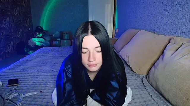 Liana diva online show from 04-28-26, 05:50